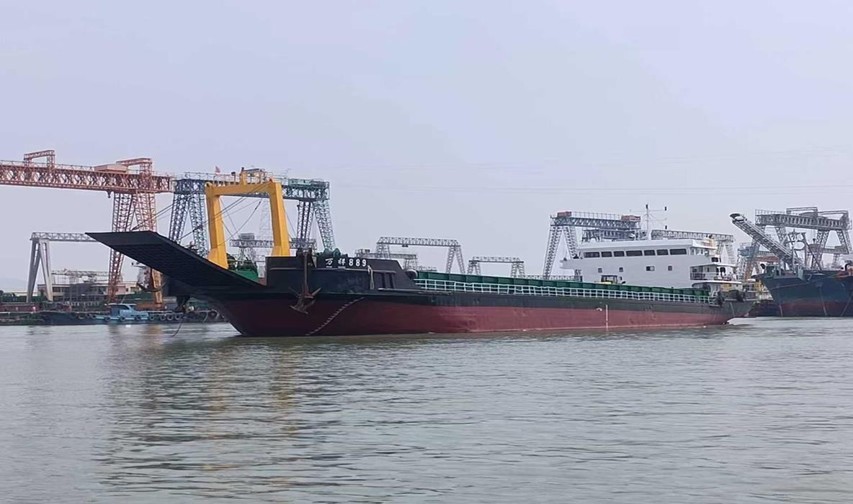 2014 Built 3000 DWT Landing Craft Tank